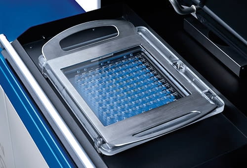 OptiSpheric IOL PRO 2 原位托盘,用于测量 100 个镜片